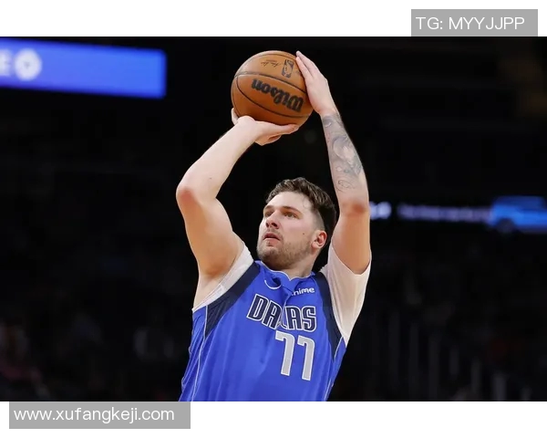 老鹰主场大胜独行侠，全队火力全开，冲击季后赛